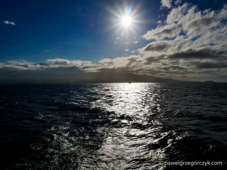 Ocean w promieniach słońca – Hawaje